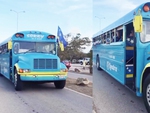 Tuyển Curacao gây sốt khi đi đá giao hữu World Cup bằng xe buýt học sinh cũ