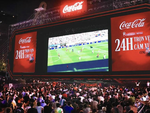 24 giờ khó quên của fan bóng đá và những trải nghiệm 'chưa từng'