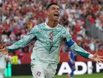 Cristiano Ronaldo úp mở về ‘mùa giải cuối cùng’