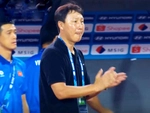 Thầy Kim thay người, Thái Lan ‘tắt điện’