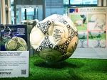 Quả bóng gắn với “bàn tay của Chúa” của Maradona bán gần 87 tỉ đồng