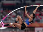 VĐV điền kinh đi Asiad nhưng gặp khó bởi… cây sào