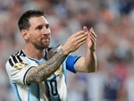 Vé trận cầu chia tay tuyển Argentina của Messi sốt xình xịch