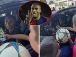 Nhầm lẫn khó tin của fan Barca