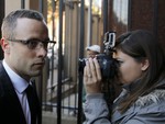 Tòa án yêu cầu kiểm tra tâm lý Oscar Pistorius