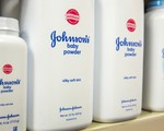 Johnson & Johnson đạt thoả thuận trong 4 vụ kiện về phấn rôm gây ung thư