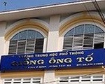 Xem xét mức kỷ luật 2 nam sinh đặt camera quay lén trong nhà vệ sinh nữ