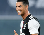 Video Ronaldo đi bóng từ giữa sân rồi dứt điểm trái phá ghi bàn đẹp mắt