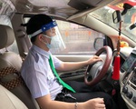 HỎI - ĐÁP về dịch COVID-19: Người dân TP.HCM muốn đi cấp cứu bằng taxi gọi vào đâu?