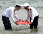 Đồng đội, người thân tưởng niệm 64 liệt sĩ Gạc Ma