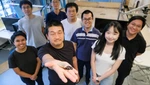Các nhà khoa học tạo ra bộ đồ lặn cho... gián, để chi vậy?