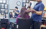 Kỳ lạ tiệm cắt tóc im lặng như tờ