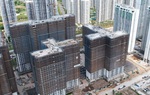 Điều gì đẩy giá chung cư ở TP.HCM và Hà Nội tăng cao