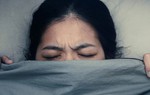 Mộng du, mất ngủ, ngưng thở khi ngủ và những cảnh báo đáng lo từ giấc ngủ