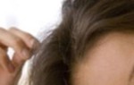 Bác sĩ chuyên khoa: Thói quen thích nhổ tóc có thể là bệnh lý tâm thần