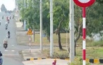 Tháo dỡ biển báo giới hạn tốc độ 20km/giờ ở Đồng Nai sau phản ánh của người dân