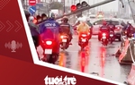 Tin tức tối 10-5: Cột đèn giao thông ngã ngang quốc lộ 13 qua Bình Dương sau mưa lớn
