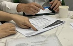 Sau vụ hợp đồng bảo hiểm đến năm 100 tuổi: Cần lưu ý gì để tránh 'bút sa gà chết'?