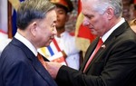 Chủ tịch Cuba cảm ơn nghĩa tình của người dân Việt Nam