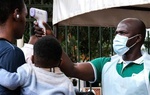 WHO cảnh báo khẩn cấp vì dịch Ebola bùng phát, Việt Nam tăng giám sát