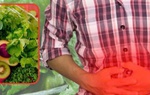 Vì sao vẫn táo bón dù đã ăn nhiều rau xanh?