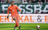 Thủ môn Bayern Munich ‘biếu’ đối thủ bàn thắng nhanh nhất lịch sử Bundesliga