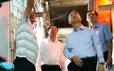 Phó Bí thư thành ủy Đặng Minh Thông khảo sát các chung cư cũ cần cải tạo ở phường An Đông