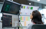 Dòng tiền hụt hơi, VN-Index lại lùi về dưới 1.800 điểm