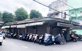 Điều gì khiến nhiều tiệm vàng, kim cương đồng loạt 'trùm mền', ngoài lý do tắc thanh khoản?