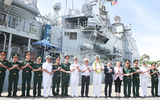 Bộ Tư lệnh Vùng 3 Hải quân chủ trì lễ đón tàu sân bay USS George Washington tại cảng Tiên Sa