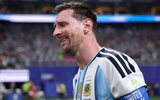 Messi bật khóc sau màn ngược dòng nghẹt thở của Argentina