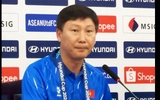 HLV Kim Sang Sik: Có lẽ tôi phải tắt điện thoại từ bây giờ