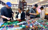 Gần 1.000 lượt thủy thủ tàu sân bay Mỹ khám phá Đà Nẵng