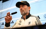 Lý do HLV Jurgen Klopp cấm tuyển thủ Đức cắt tóc tại khách sạn