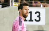 Messi lại 'vẽ' siêu phẩm từ góc không tưởng