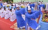 Video họ đạo Cao Đài Chợ Lớn cầu siêu cho các anh hùng liệt sĩ tại công viên Lê Thị Riêng