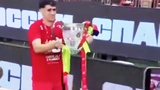 Cúp pha lê Nga vỡ tan ngay lễ ăn mừng của Spartak Moscow