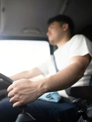 Sống nghèo 60 năm mới biết là con của tài phiệt