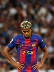 Liên đoàn Bóng đá Tây Ban Nha và Barca bất hòa vì Lamine Yamal