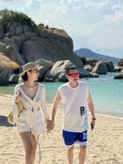 Cuộc sống tuổi xế chiều của danh hài Quang Minh bên bạn gái kém 37 tuổi