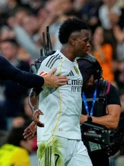 Vinicius và Real Madrid có nguy cơ ‘đường ai nấy đi’ vì Xabi Alonso