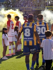 CLB ở Argentina bị phạt vì ‘quay lưng’ chào nhà vô địch