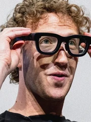 Meta bị cáo buộc tải lậu phim 18+ để huấn luyện AI