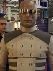 'Robot công nghệ cao' ở Iran lộ nguyên hình là… người thật