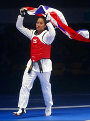 Võ sĩ taekwondo Thái Lan thắng bán kết rồi nhận luôn HCV SEA Games 33