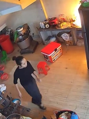 Pha dập lửa hết sức cồng kềnh khiến người xem sốt ruột