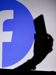 Facebook chuẩn bị thu phí người dùng share link