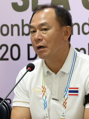 Thái Lan cho HCV Thawatchai thêm cơ hội sau trận thua U22 Việt Nam