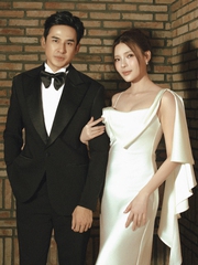 Thúy Diễm: 'Lương Thế Thành nhịn cơm 3 tháng để độ body 6 múi'