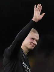 Haaland chạm mốc 100 bàn Ngoại hạng Anh nhanh nhất lịch sử